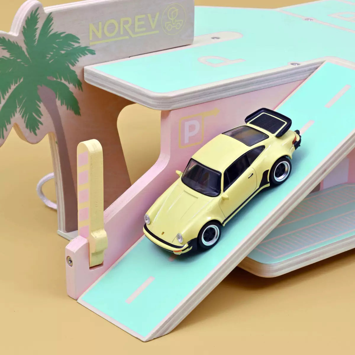 Palm Springs Gas Station Norev – Miniaturemodel af en klassisk benzinstation fra Palm Springs.